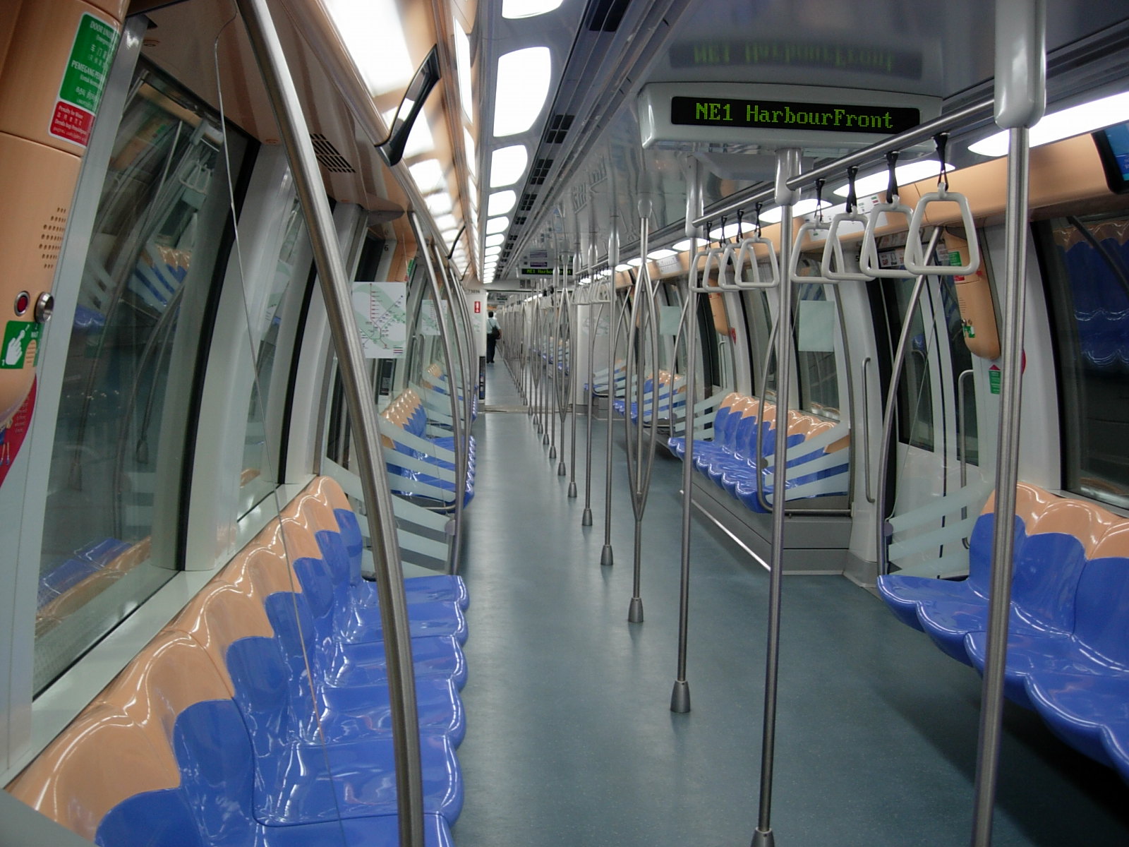 (C)2004STARLIGHT STUDIO